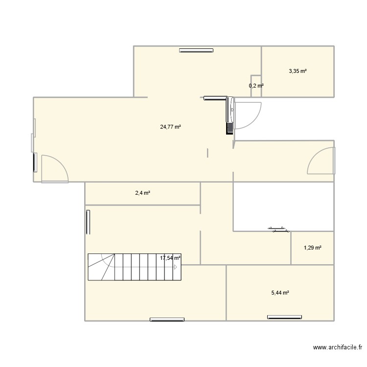 Pesquiers. Plan de 7 pièces et 55 m2