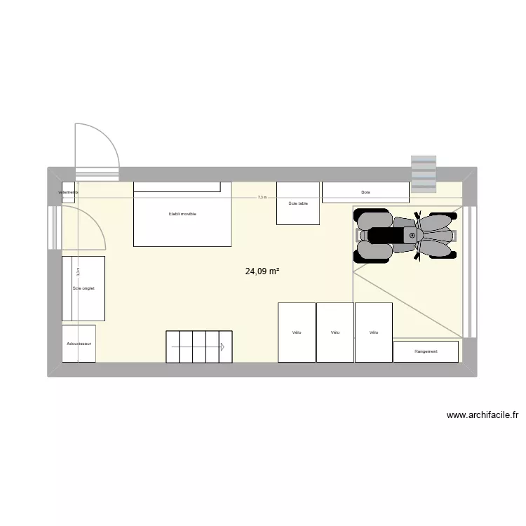 Garagea. Plan de 1  et 24 m²