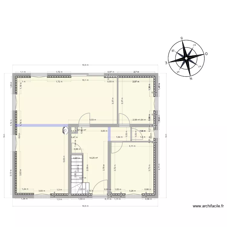 RDC. Plan de 3  et 82 m²