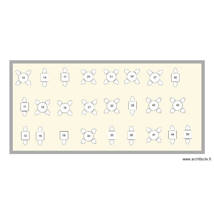 Room Service. Plan de 1 pièce et 138 m2