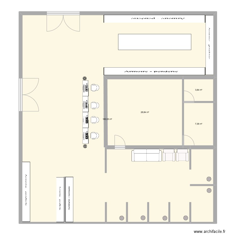 Boutique. Plan de 4 pièces et 221 m2