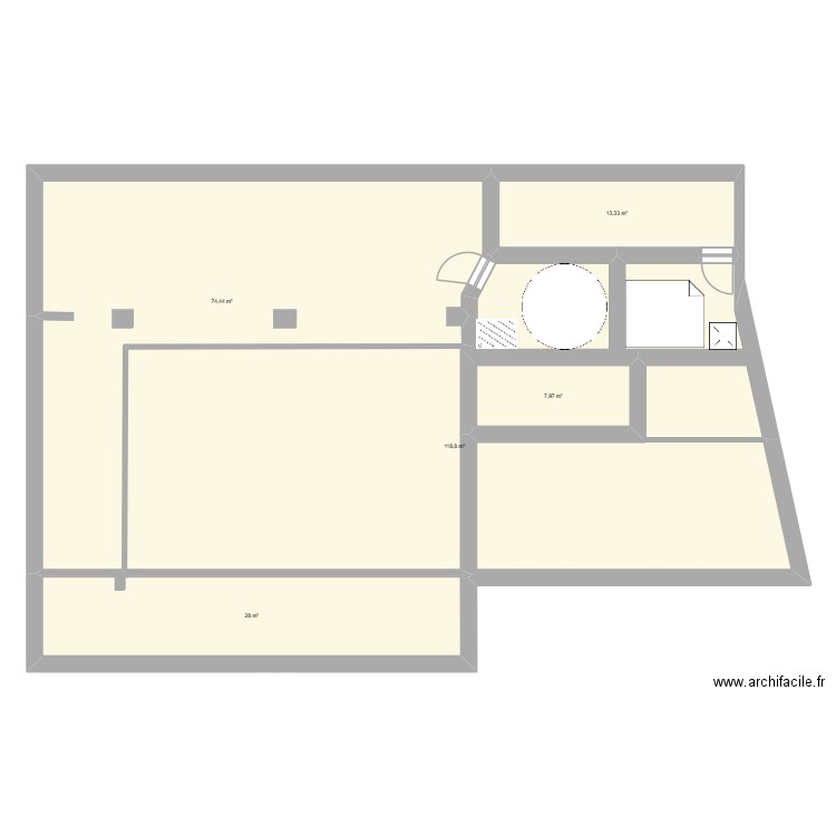 SQUASH / CIDREDRIE / SPA. Plan de 5 pièces et 243 m2