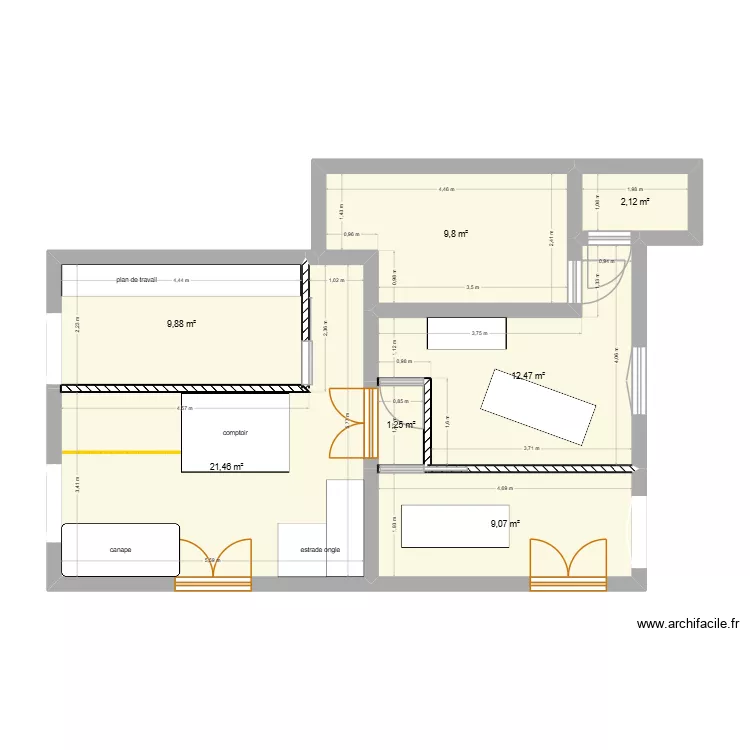 institut. Plan de 7  et 66 m²