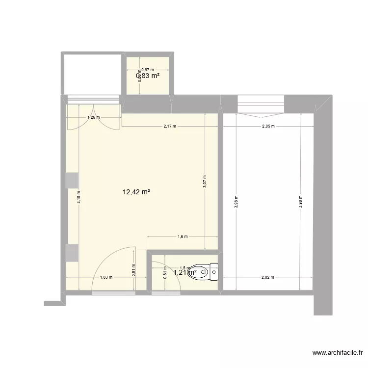 13 Gb Cuisine-Cellier-Balcon-D&eacute;baras. Plan de 