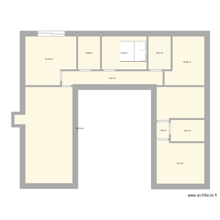 Pouilles v2. Plan de 10 pièces et 106 m2