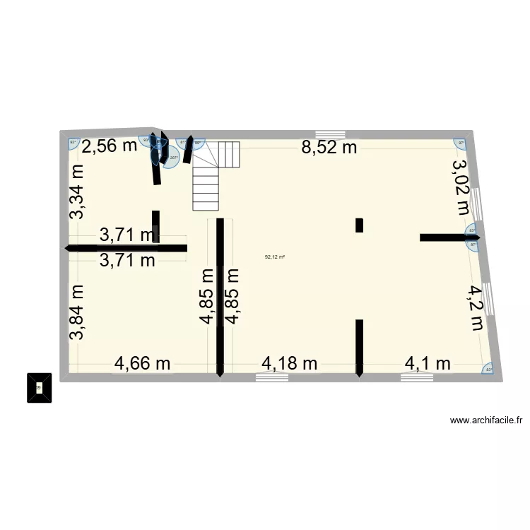 MMM. Plan de 2 pièces et 92 m²