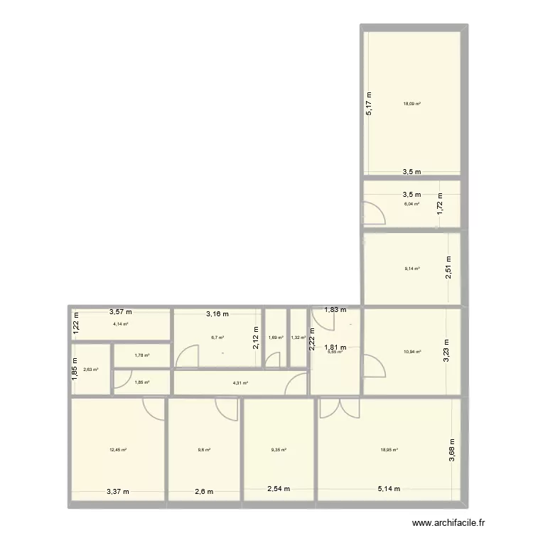 Apparetement coll&egrave;ge 2026 avec c&ocirc;tations. Plan de 17  et 125 m²