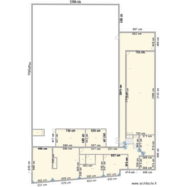 MJC. Plan de 14 pièces et 512 m2