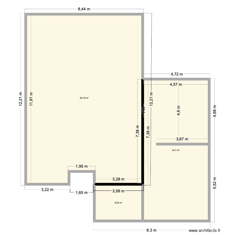 GOTTIS. Plan de 3 pièces et 148 m2