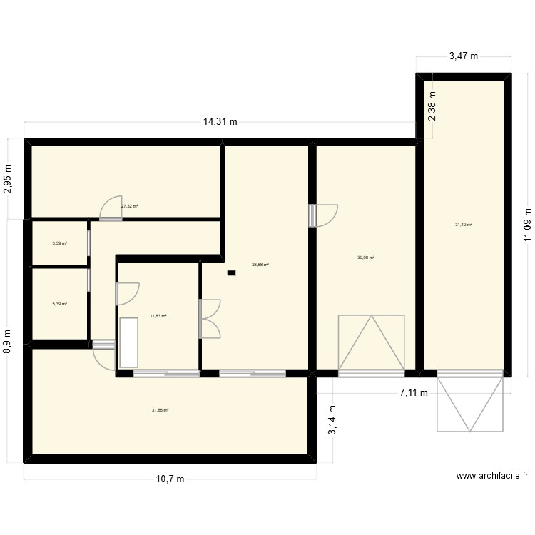 pluherlin 1. Plan de 8 pièces et 170 m2