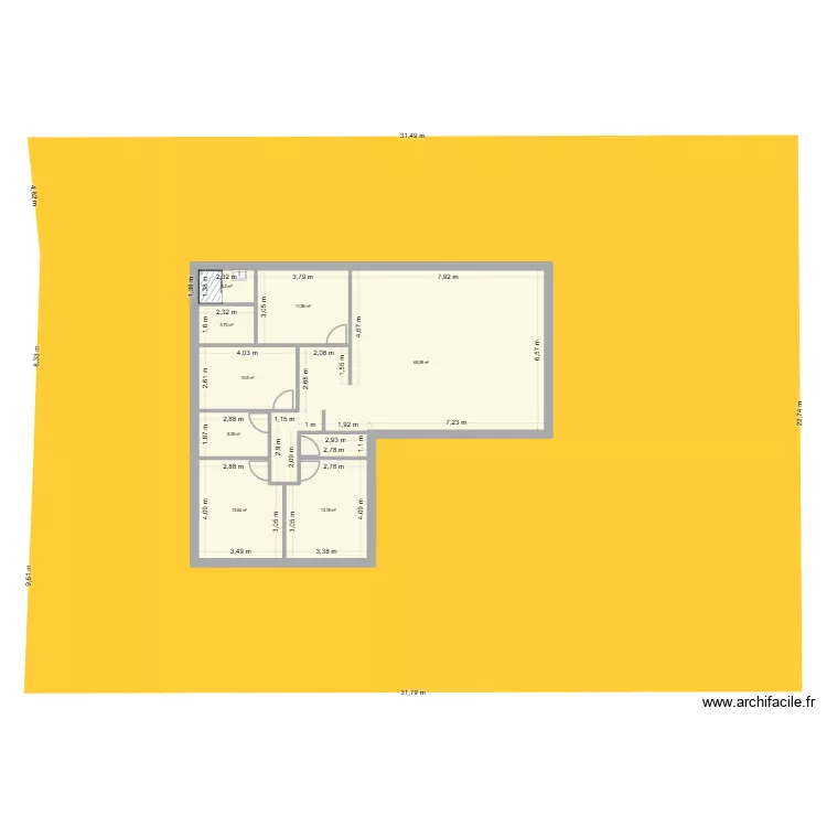 HAUT DE BOUTENAC 1. Plan de 8 Pièces et 127 m²