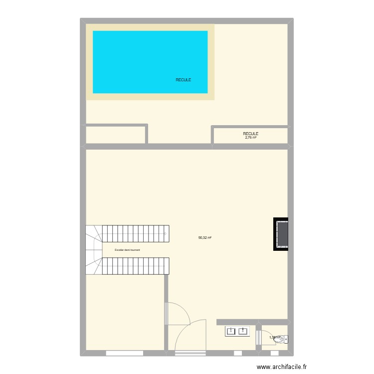 REZ DE CHAS2E. Plan de 4 pièces et 147 m2