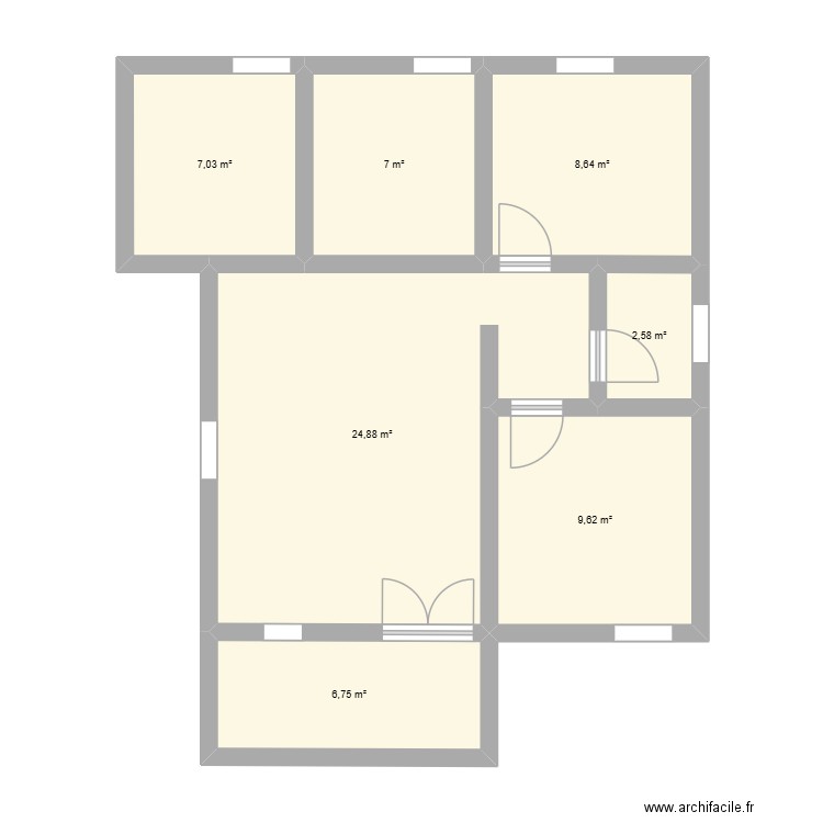 Gloire. Plan de 7 pièces et 67 m2