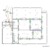 Maison Di&eacute;go. Gaines en attente ext&eacute;rieur.