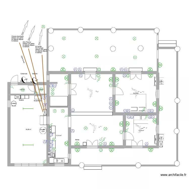 Maison Di&eacute;go. Gaines en attente ext&eacute;rieur.. Plan de 