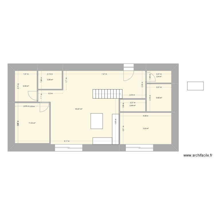 Grage Taillan rdc Biche. Plan de 8 pièces et 99 m2