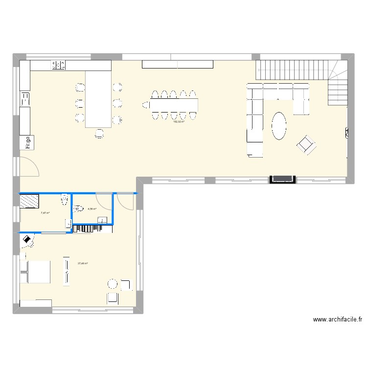 è-ytkè-. Plan de 4 pièces et 202 m2