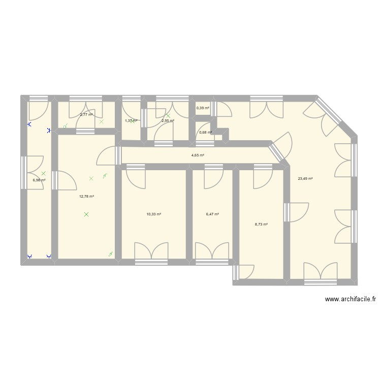 bonbon. Plan de 12 pièces et 82 m2