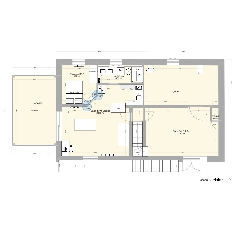 mamie V51 avec isolation extérieure. Plan de 15 pièces et 155 m2
