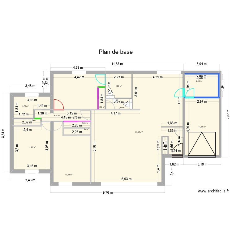 Plan de base 1. Plan de 18 pièces et 277 m2