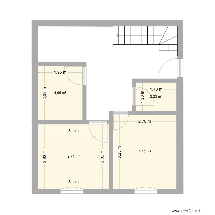 Camurac. Plan de 4 pièces et 25 m2