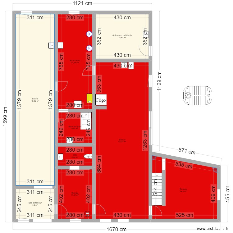 Maison Plomberie. Plan de 9 pièces et 188 m2