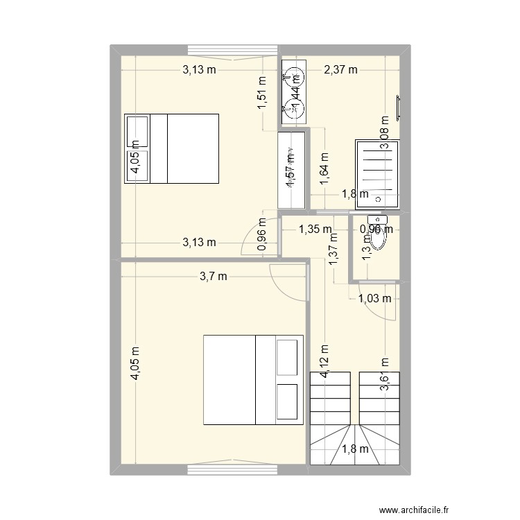 Etage. Plan de 5 pièces et 44 m2