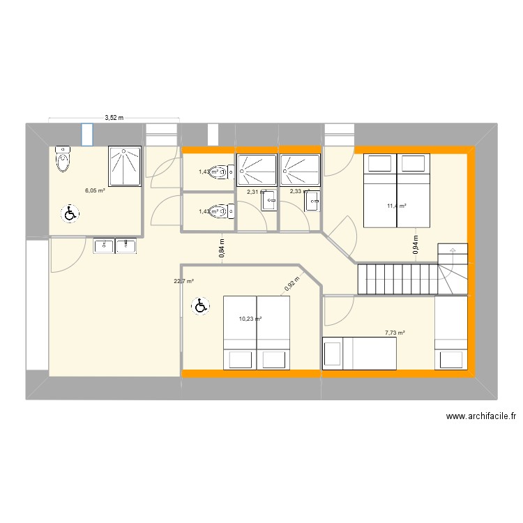 Poireauterie. Plan de 23 pièces et 131 m2