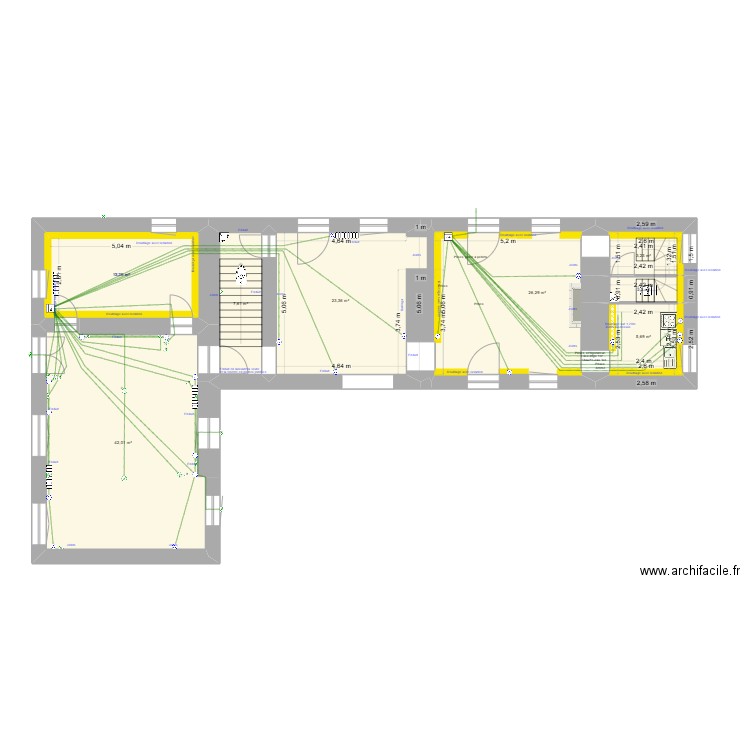 batiment principal. Plan de 39 pièces et 387 m2