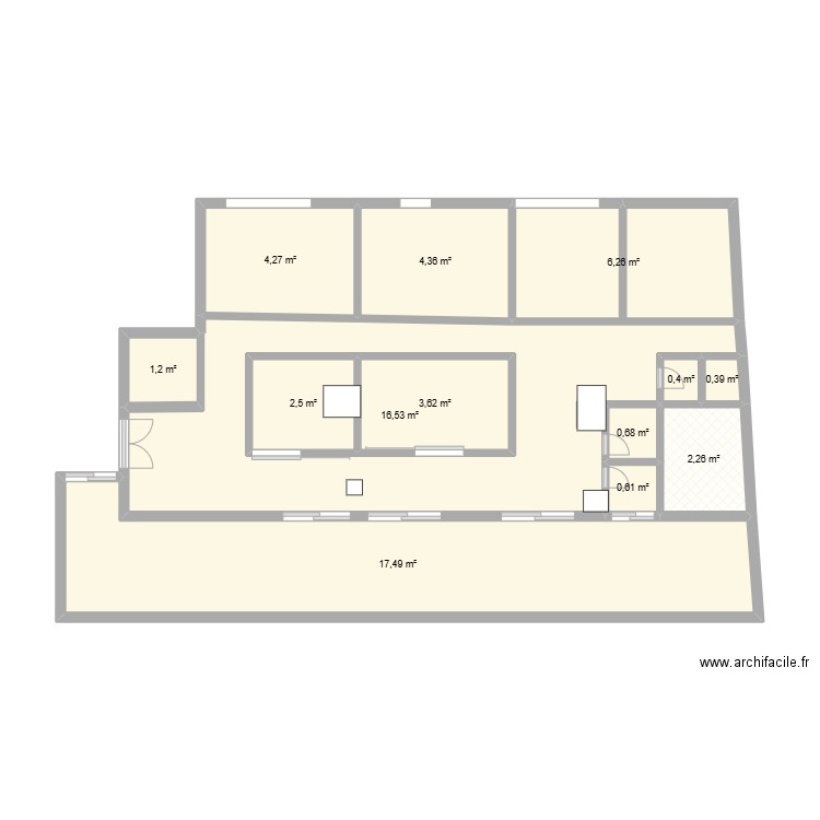 6 - 31. Plan de 13 pièces et 68 m2