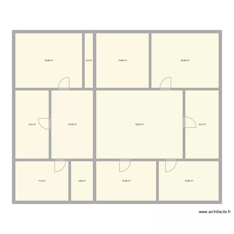 bat 245 1 etage. Plan de 12 et 173 m² bat 245 1 etage. Plan de 12 et 173 m²