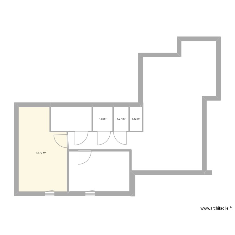 contexte PMX. Plan de 4 pièces et 18 m2