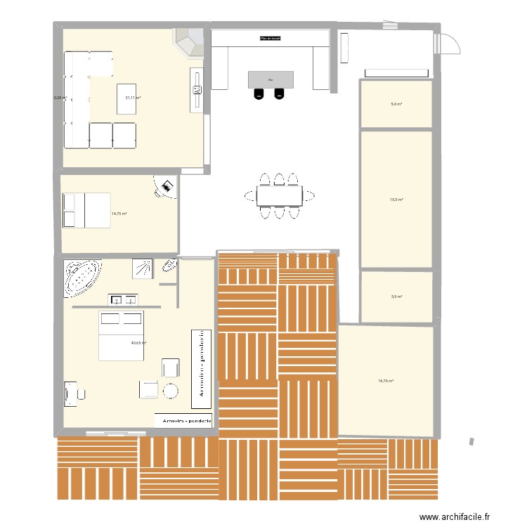 Mais. Plan de 8 pièces et 130 m2
