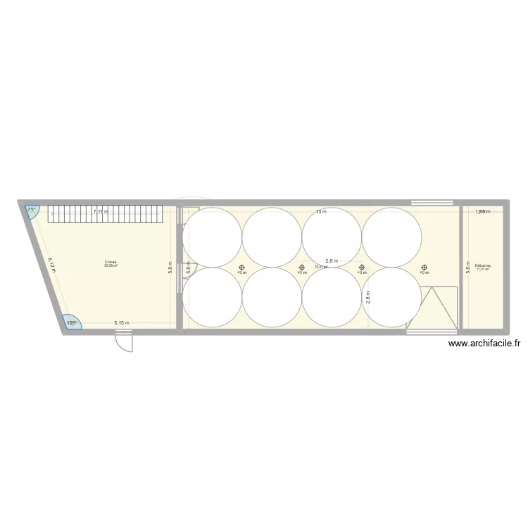 Studio Choisy. Plan de 3 et 122 m² Studio Choisy. Plan de 3 et 122 m²