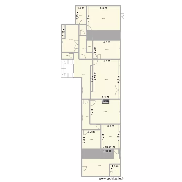 Plan actuel. Plan de 18 et 194 m² Plan actuel. Plan de 18 et 194 m²