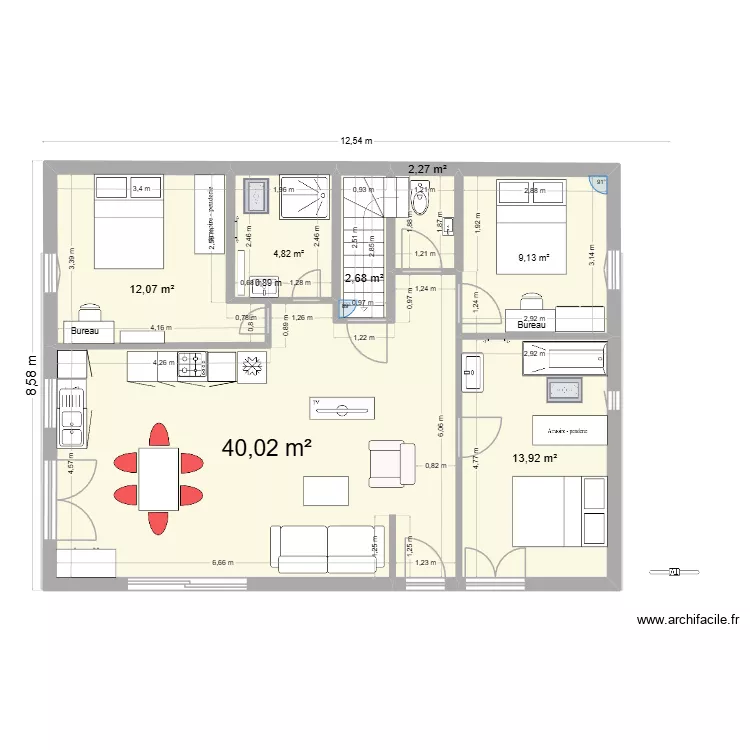 Maison 2 apparts carr&eacute;e. Plan de 15 pièces et 240 m²