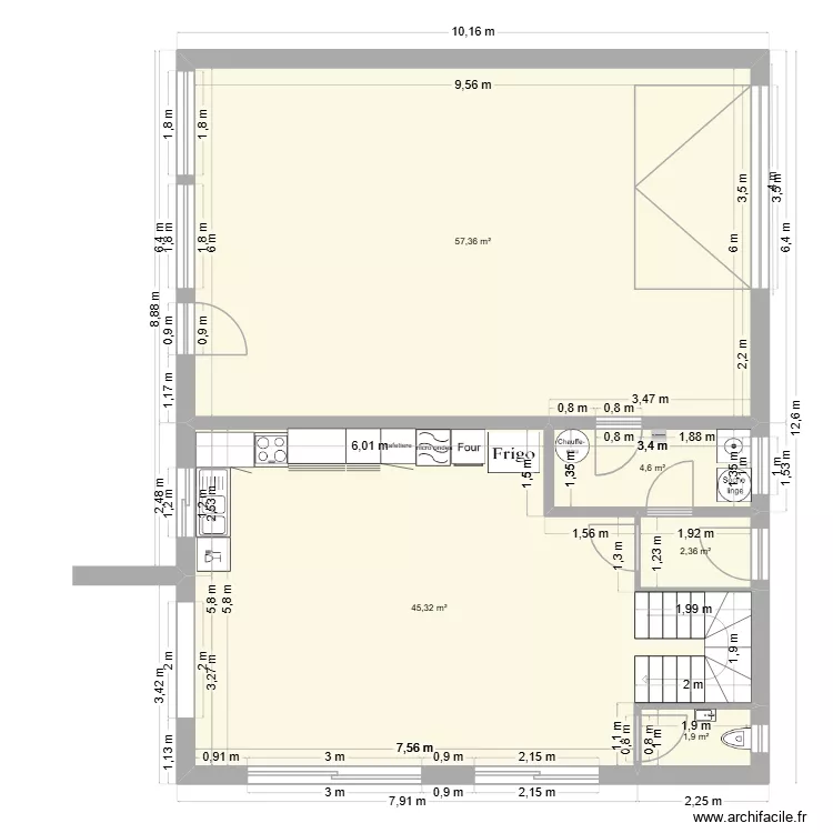plan sans meuble rdc maison Sillans cuisine+ salle &agrave; manger + garage. Plan de 5  et 112 m²