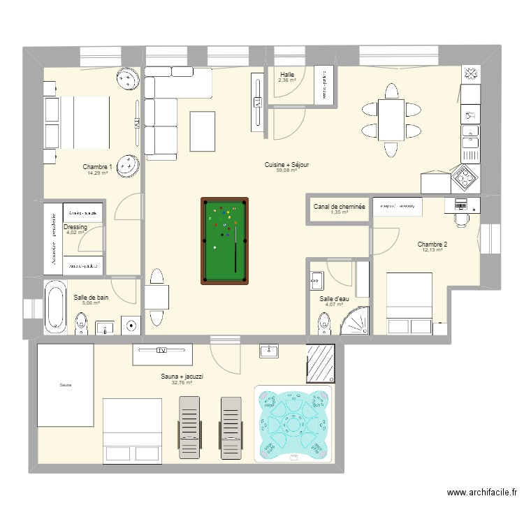 App. 100. Plan de 9 pièces et 135 m2