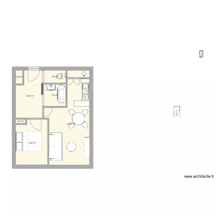 PORNICHET. Plan de 7  et 34 m²