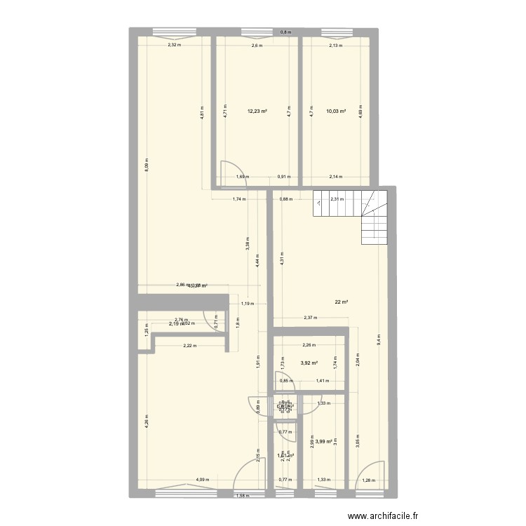 Appartement Reyvroz base. Plan de 9 pièces et 102 m2
