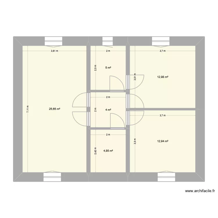 imm cham base. Plan de 6 pièces et 65 m²