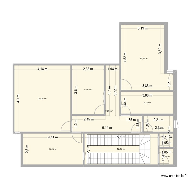 aziz Plan. Plan de 9 pièces et 89 m2