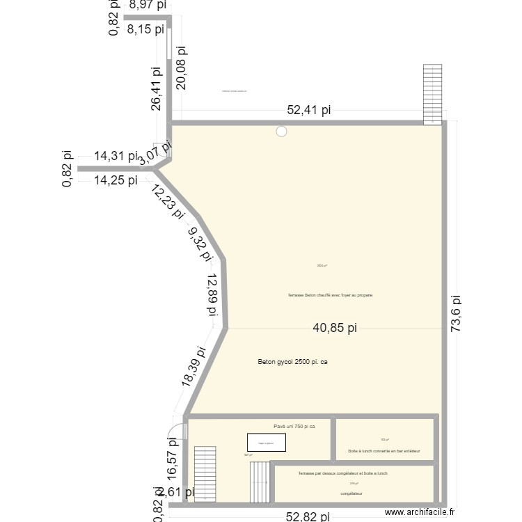 Terrasse. Plan de 4 pièces et 301 m2