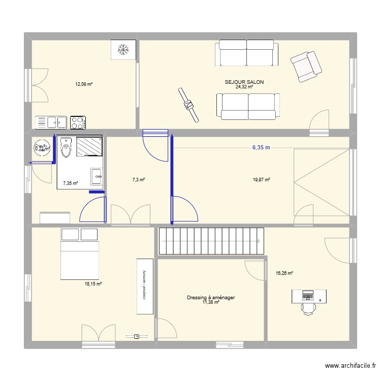 Puyoo. Plan de 9 pièces et 118 m2
