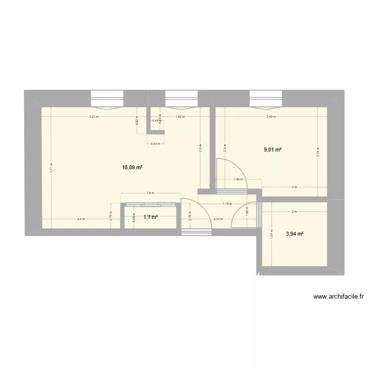 Yvonne. Plan de 4  et 33 m²