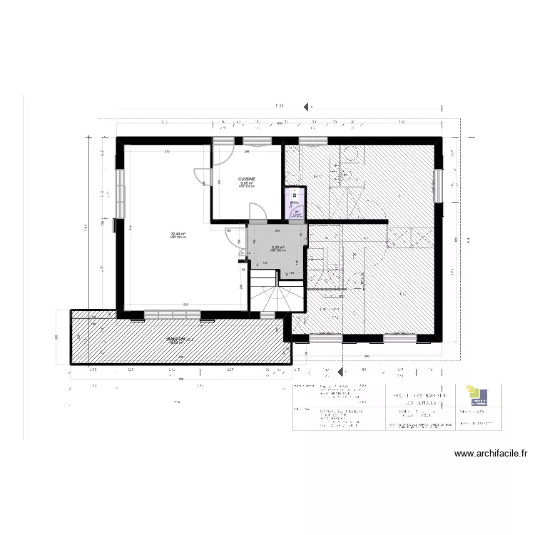 BSY -. Plan de 7 pièces et 117 m²