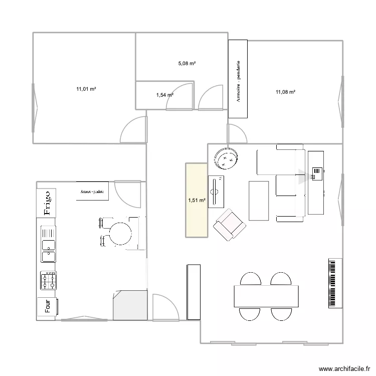 Allassac. Plan de 5 pièces et 30 m²