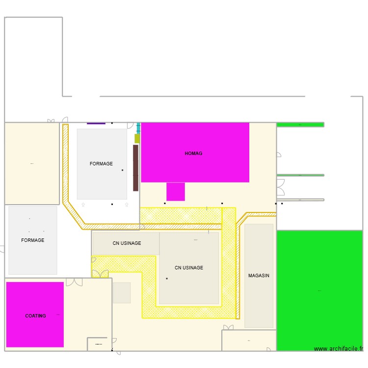 implantation benne/poubelle/recyclage. Plan de 8 pièces et 2707 m2