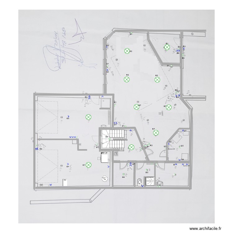 GALA SOUS_SOL ET GARAGE. Plan de 0 pièce et 0 m2