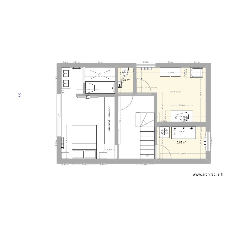 Garage V2. Plan de 3 pièces et 16 m2